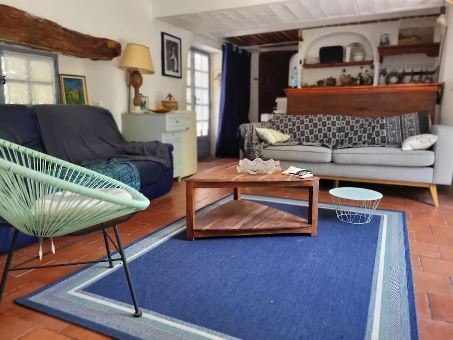 Maison Pechelune Correns 0*,  France